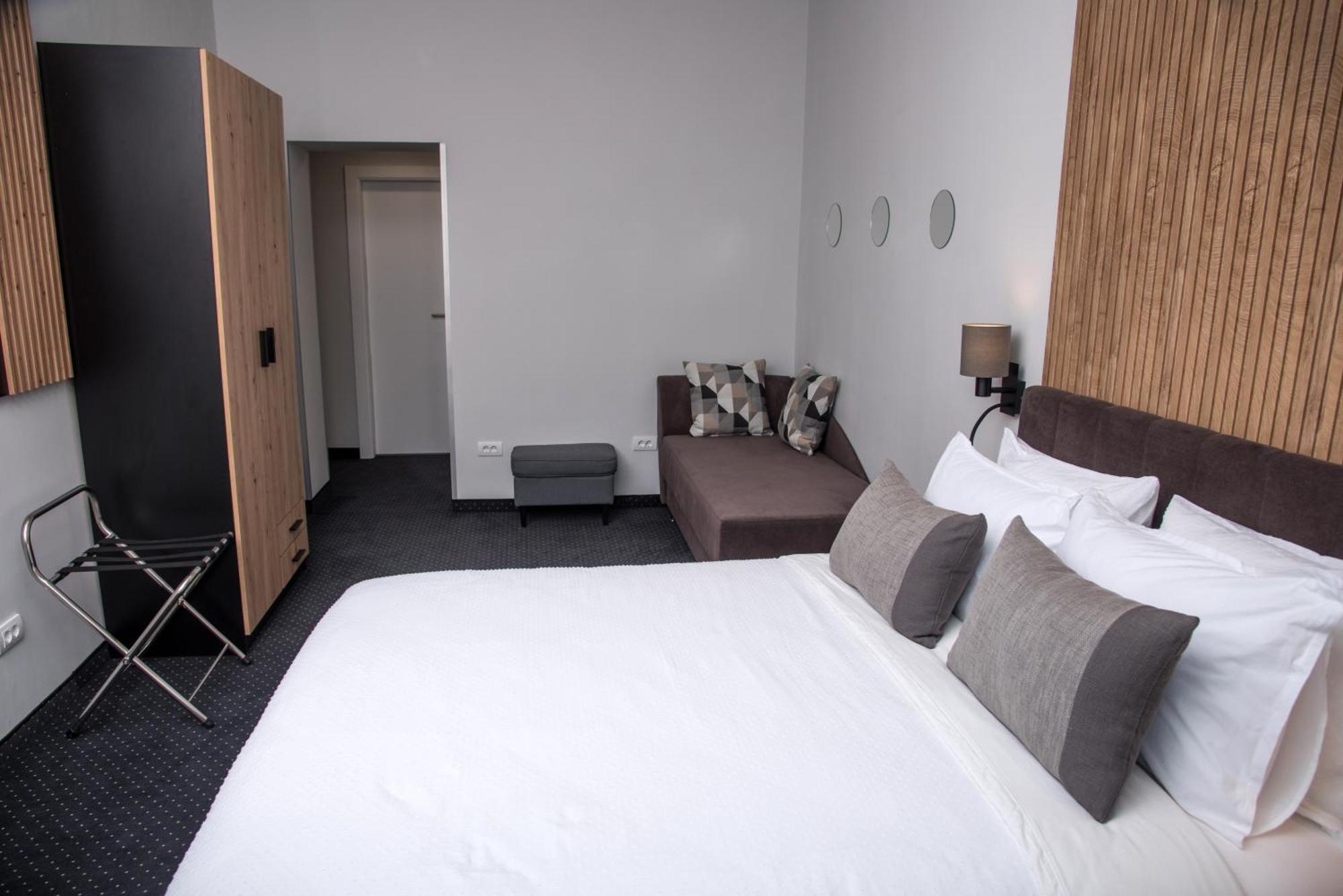 Republic Square Luxury Suites Belgrad Dış mekan fotoğraf